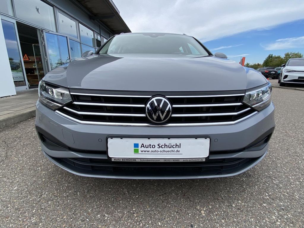Volkswagen PASSAT VARIANT 2023 г. Серый, пробег 28696 км