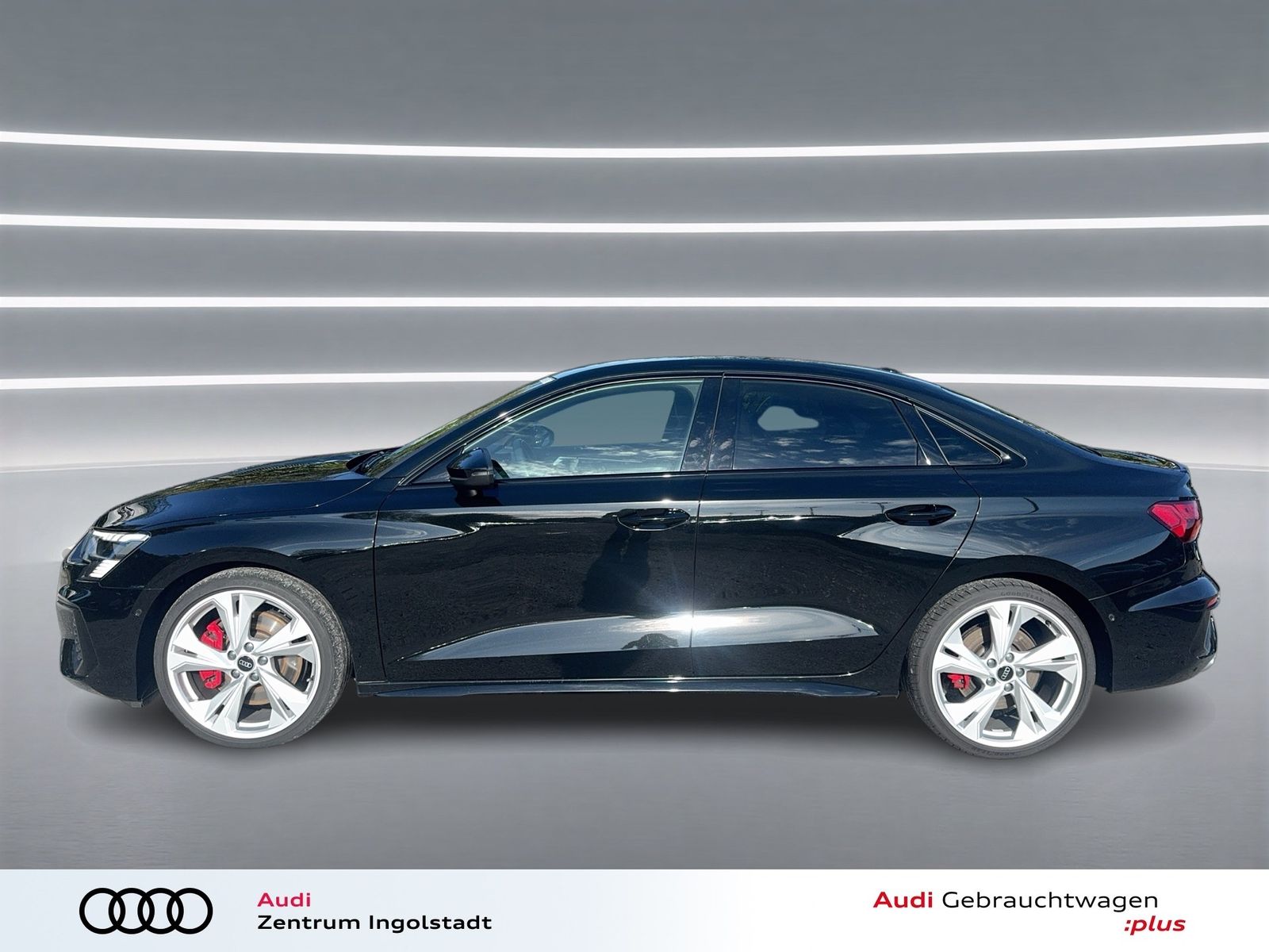 Audi S3 2023 г. Чёрный, пробег 46742 км