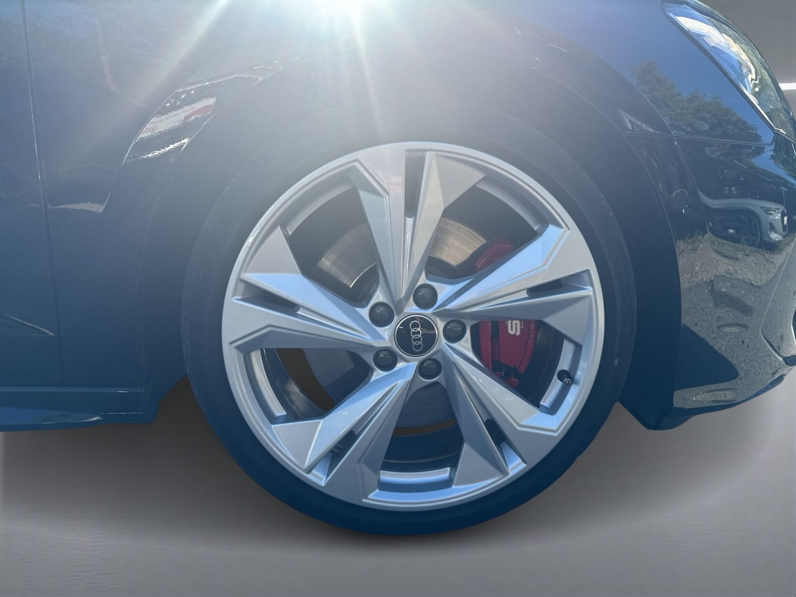Audi S3 2023 г. Чёрный, пробег 46742 км