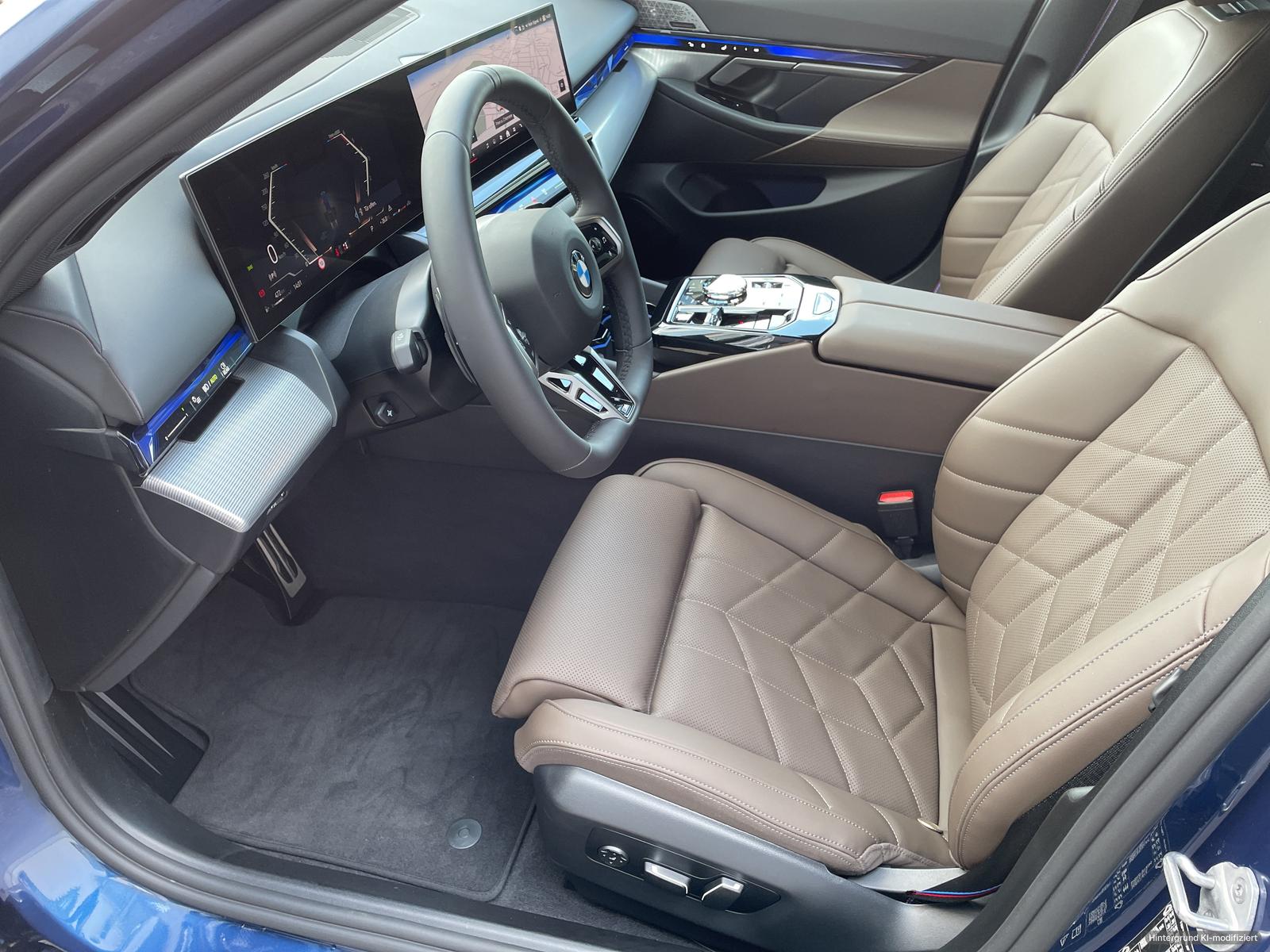 BMW 520 2025 г. Синий, пробег 380 км