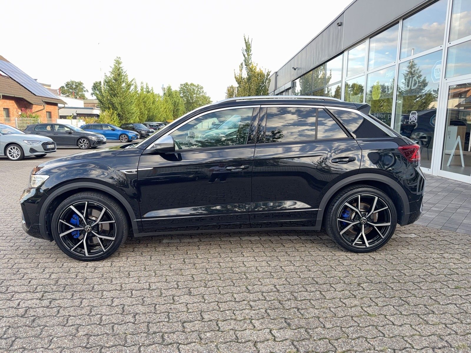 Volkswagen T-Roc 2022 г. Чёрный, пробег 35670 км