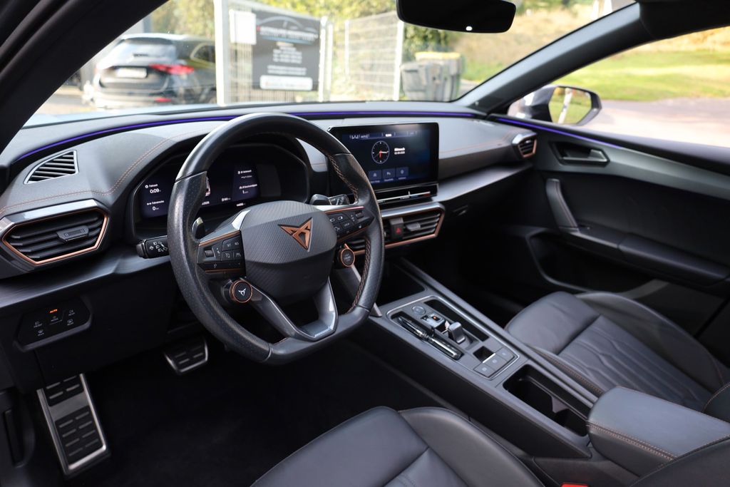 Cupra Leon 2022 г. Серый, пробег 44650 км