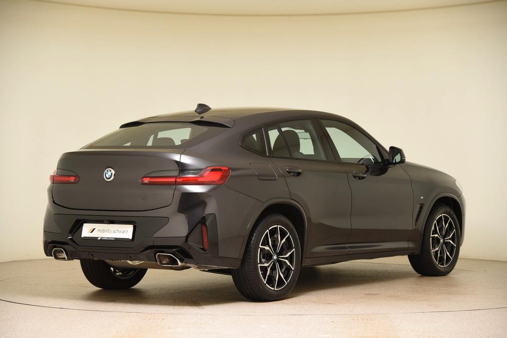 BMW X4 2025 г. Серый, пробег 28500 км