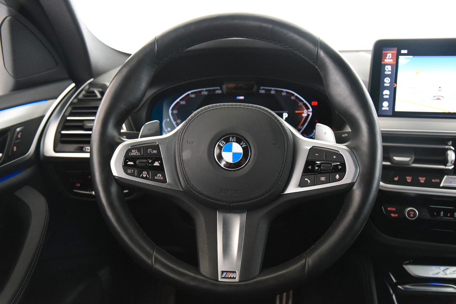 BMW X4 2025 г. Серый, пробег 28500 км