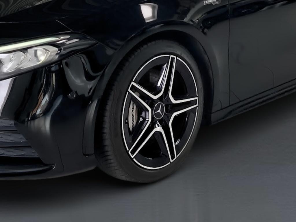 Mercedes-Benz A 35 AMG 2022 г. Чёрный, пробег 29990 км