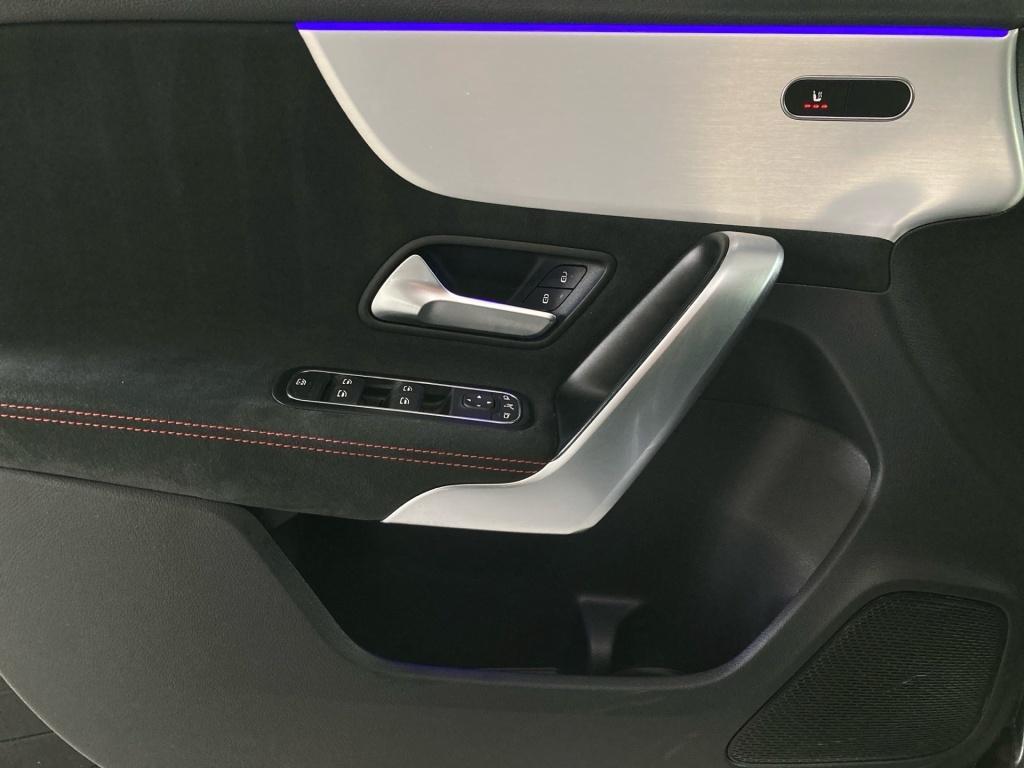 Mercedes-Benz A 35 AMG 2022 г. Чёрный, пробег 29990 км