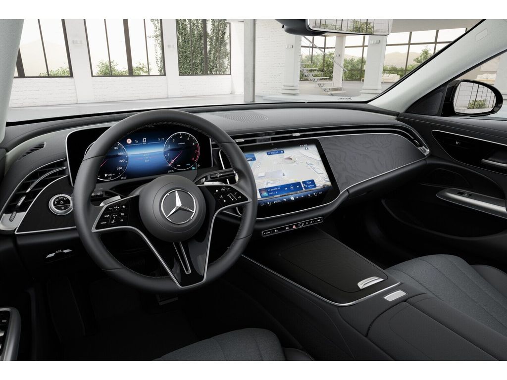 Mercedes-Benz E 200 2025 г. Чёрный, пробег 23069 км