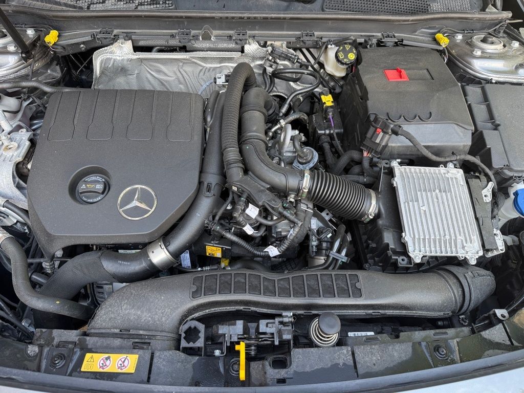 Mercedes-Benz A 200 2025 г. Серый, пробег 21978 км