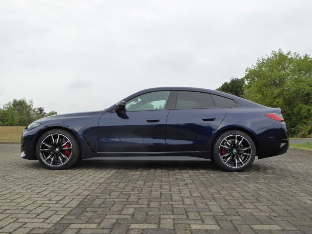 BMW M440 2022 г. Синий, пробег 42500 км