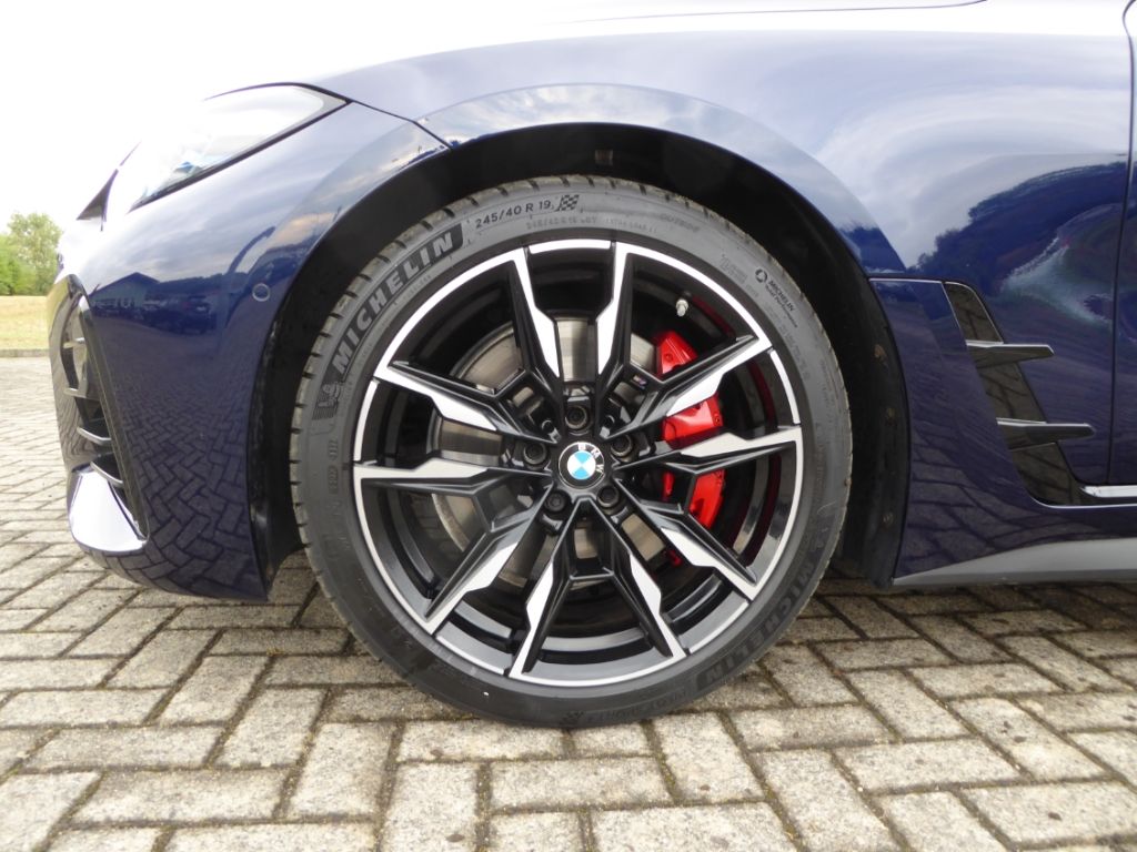 BMW M440 2022 г. Синий, пробег 42500 км