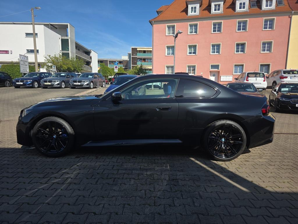 BMW M2 2025 г. Чёрный, пробег 12800 км