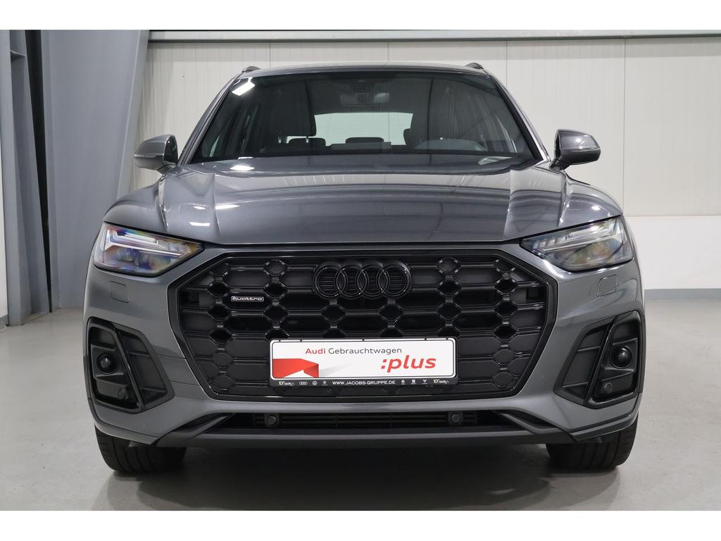 Audi Q5 2023 г. Серый, пробег 48420 км