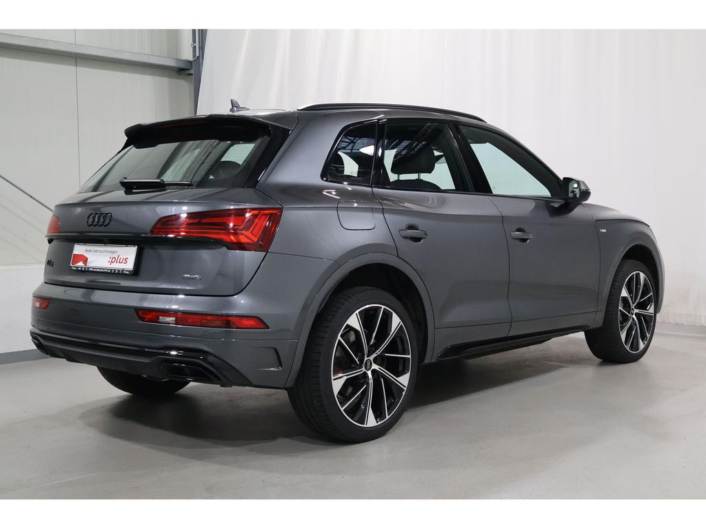Audi Q5 2023 г. Серый, пробег 48420 км