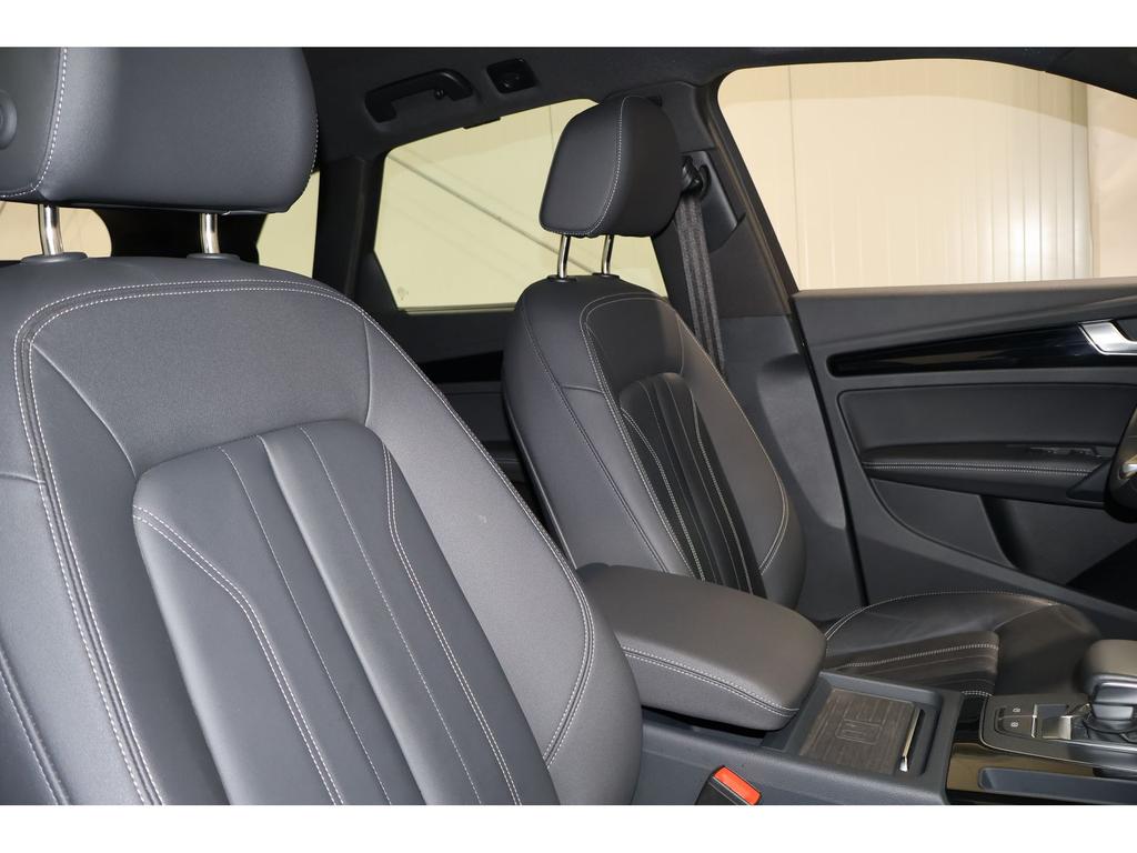 Audi Q5 2023 г. Серый, пробег 48420 км