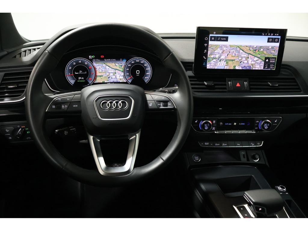 Audi Q5 2023 г. Серый, пробег 48420 км