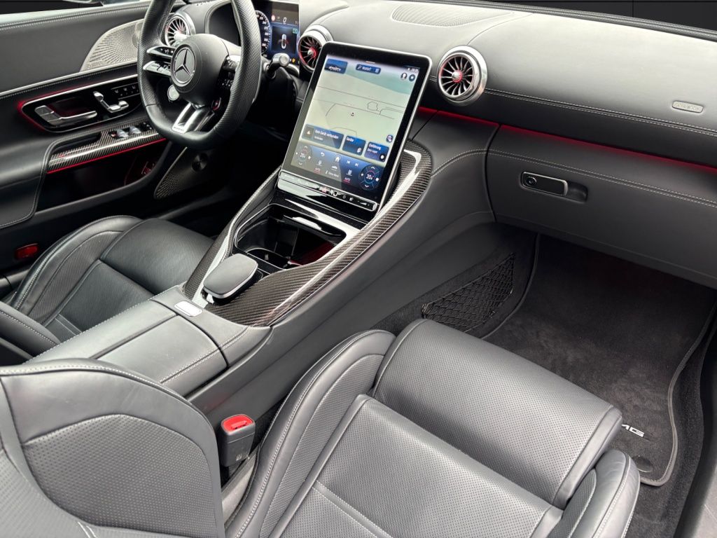 Mercedes-Benz SL 63 AMG 2023 г. Чёрный, пробег 28771 км