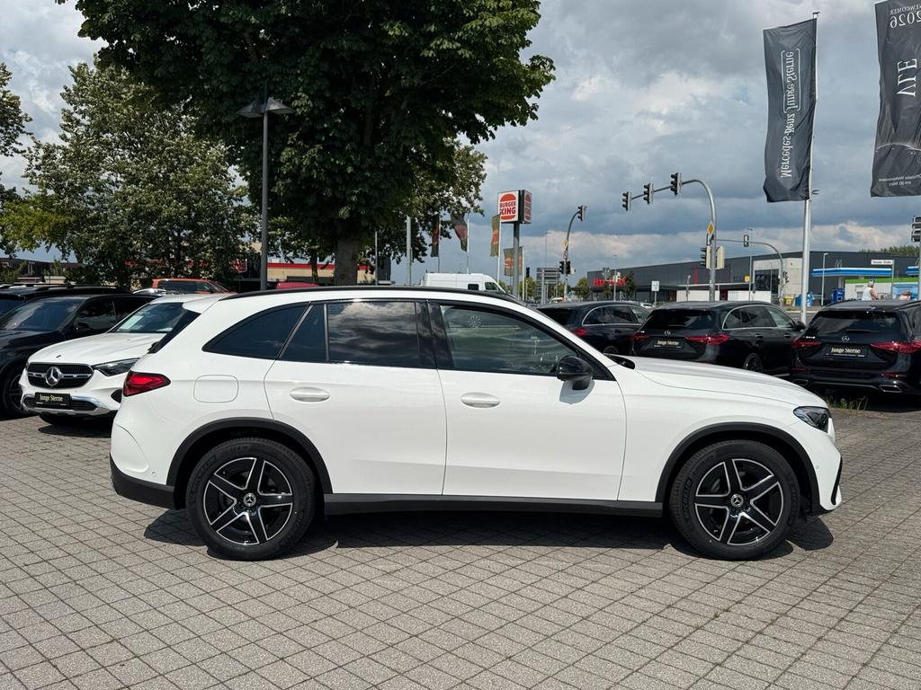 Mercedes-Benz GLC 200 2025 г. Белый, пробег 12782 км