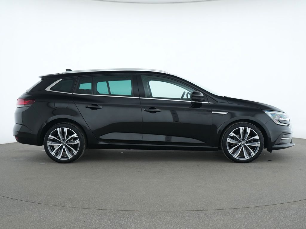 Renault Megane 2022 г. Чёрный, пробег 59251 км