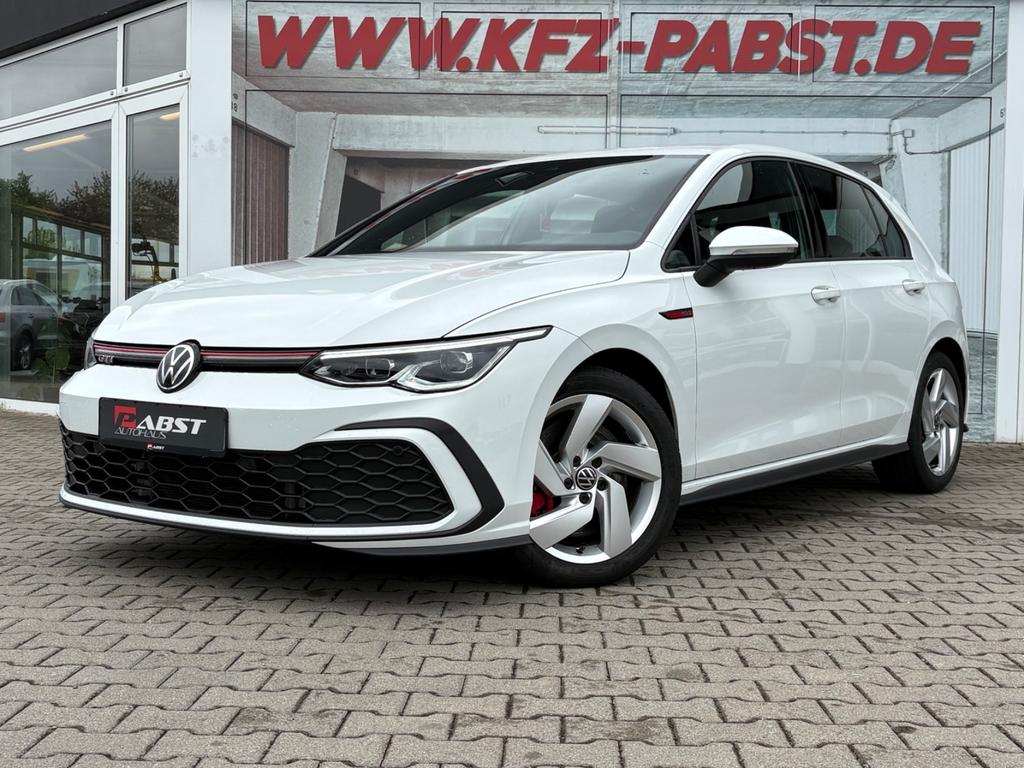 Volkswagen Golf 2021 г. Белый, пробег 51712 км
