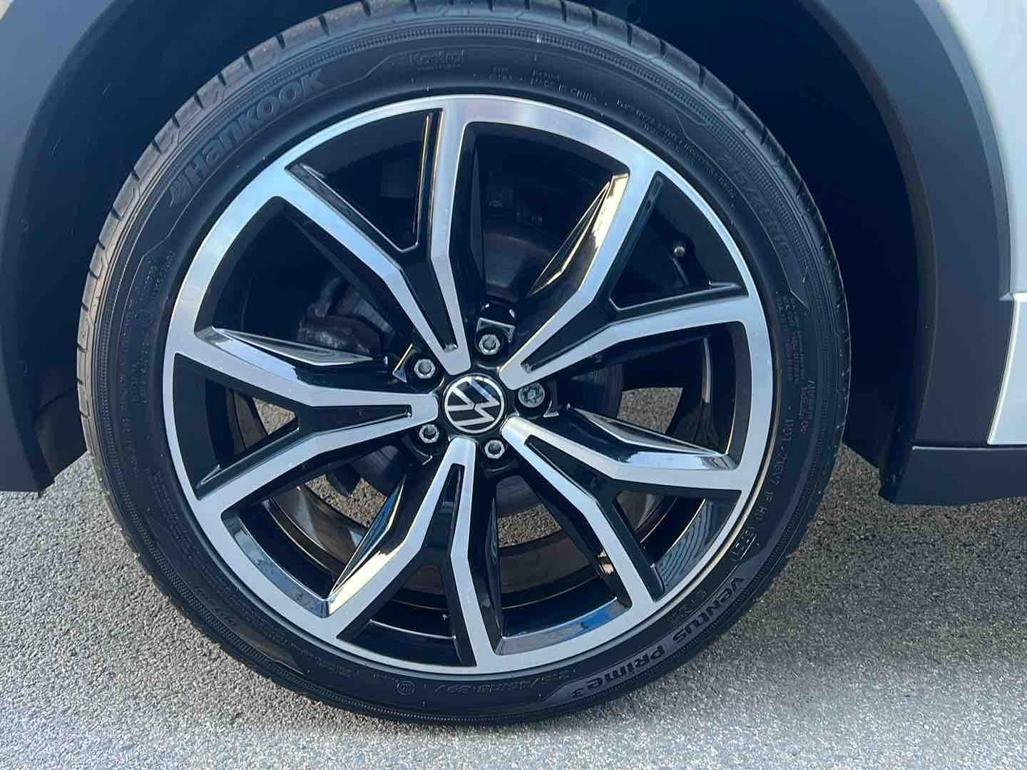 Volkswagen T-Cross 2022 г. Белый, пробег 39850 км