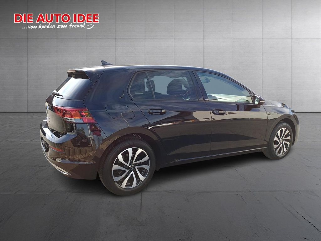 Volkswagen Golf 2022 г. Чёрный, пробег 41250 км