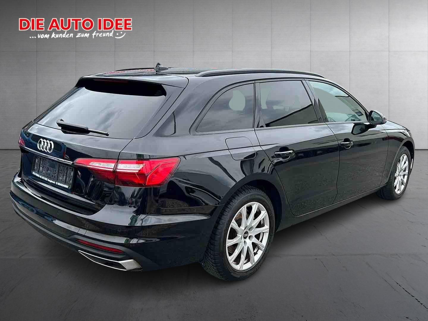 Audi A4 2022 г. Чёрный, пробег 45550 км