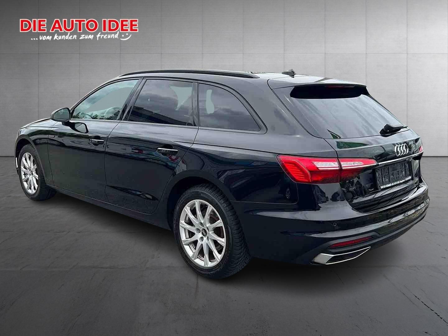 Audi A4 2022 г. Чёрный, пробег 45550 км