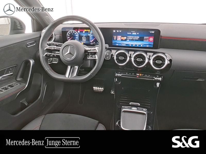 Mercedes-Benz A 200 2025 г. Белый, пробег 17610 км