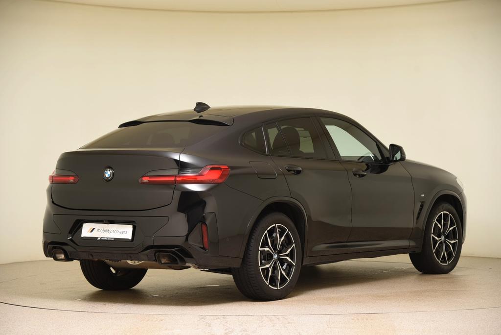 BMW X4 2025 г. Чёрный, пробег 45500 км