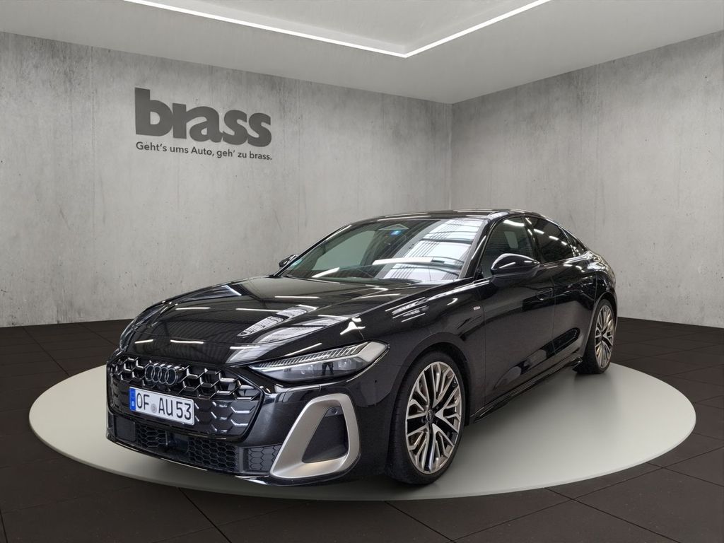 Audi A5 2026 г. Чёрный, пробег 8900 км