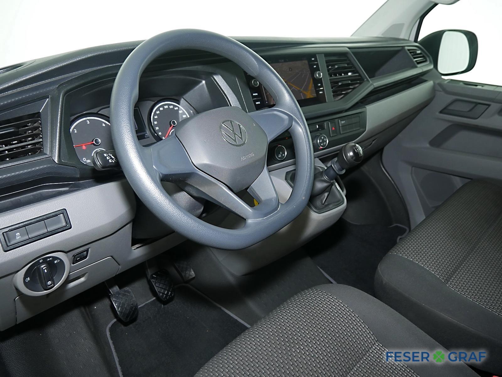 Volkswagen T6 KOMBI 2021 г. Белый, пробег 41950 км