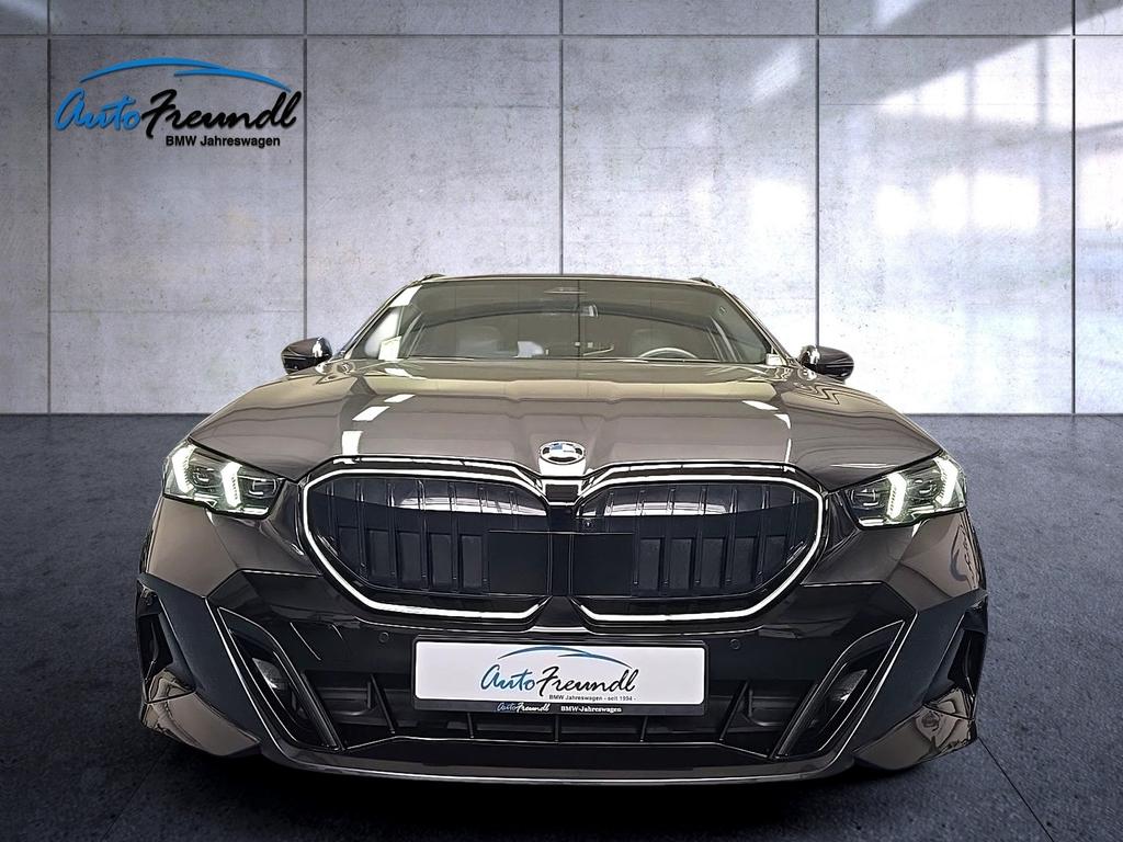 BMW 540 2025 г. Серый, пробег 15500 км