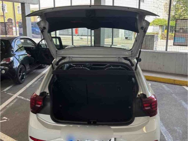 Volkswagen Polo 2023 г. Серый, пробег 32206 км