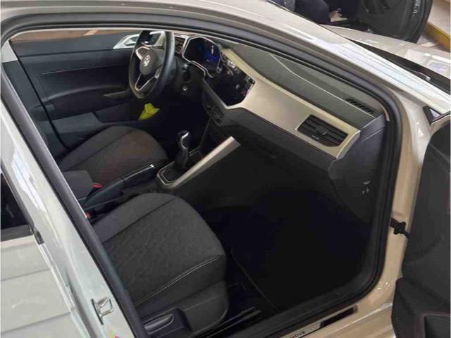 Volkswagen Polo 2023 г. Серый, пробег 32206 км