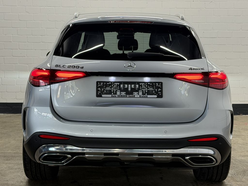 Mercedes-Benz GLC 200 2025 г. Серебристый, пробег 3358 км