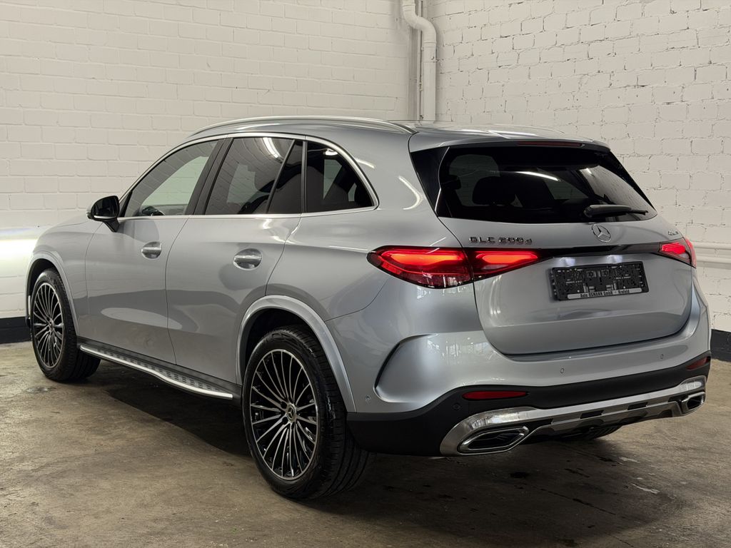 Mercedes-Benz GLC 200 2025 г. Серебристый, пробег 3358 км