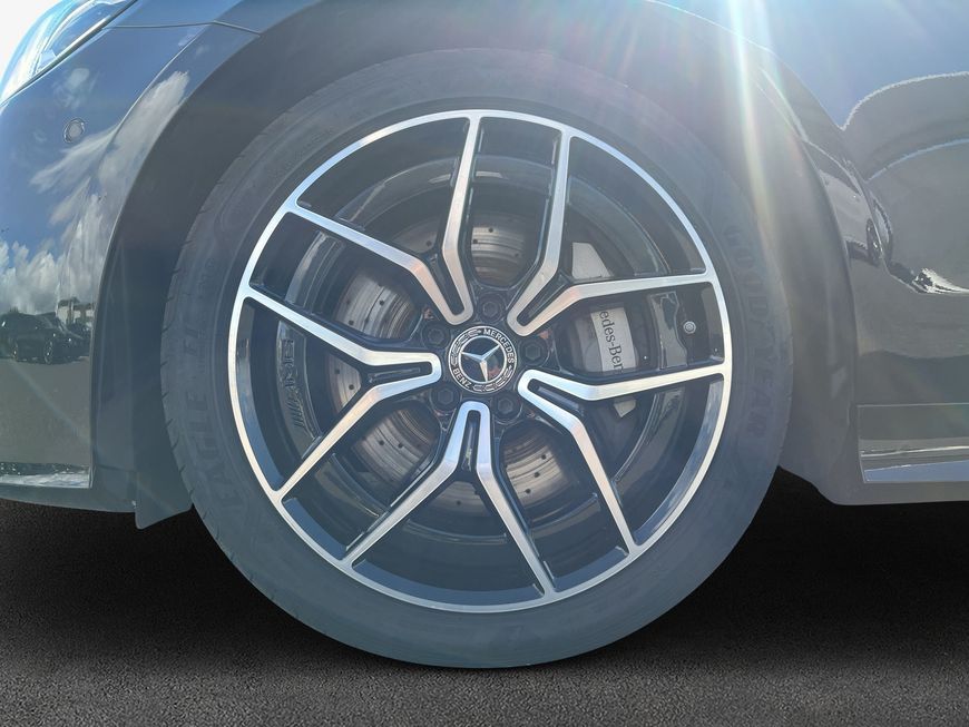 Mercedes-Benz E 450 2022 г. Чёрный, пробег 37025 км