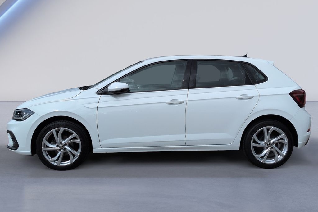 Volkswagen Polo 2022 г. Белый, пробег 18908 км