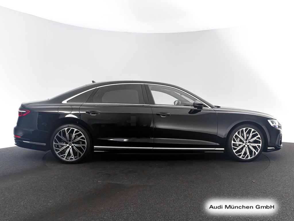 Audi A8 2023 г. Чёрный, пробег 46672 км