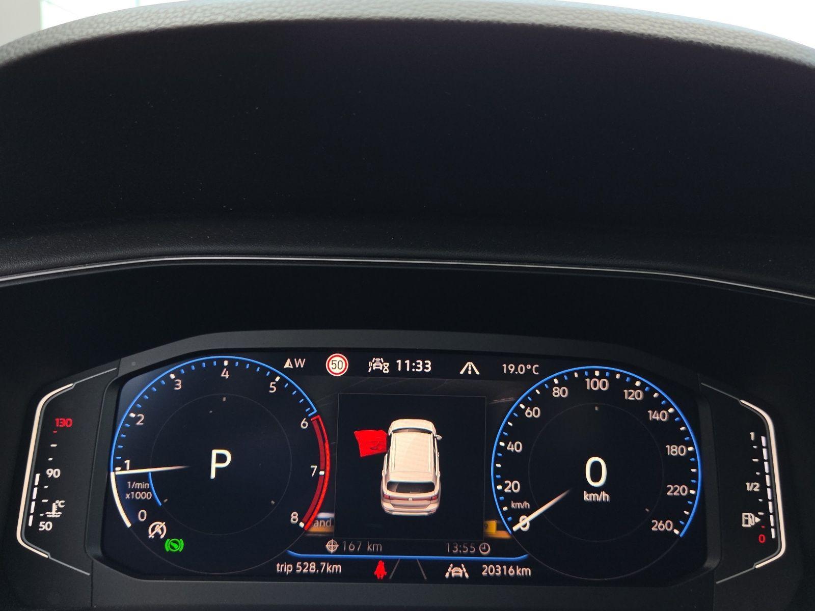 Volkswagen T-Cross 2024 г. Жёлтый, пробег 20315 км