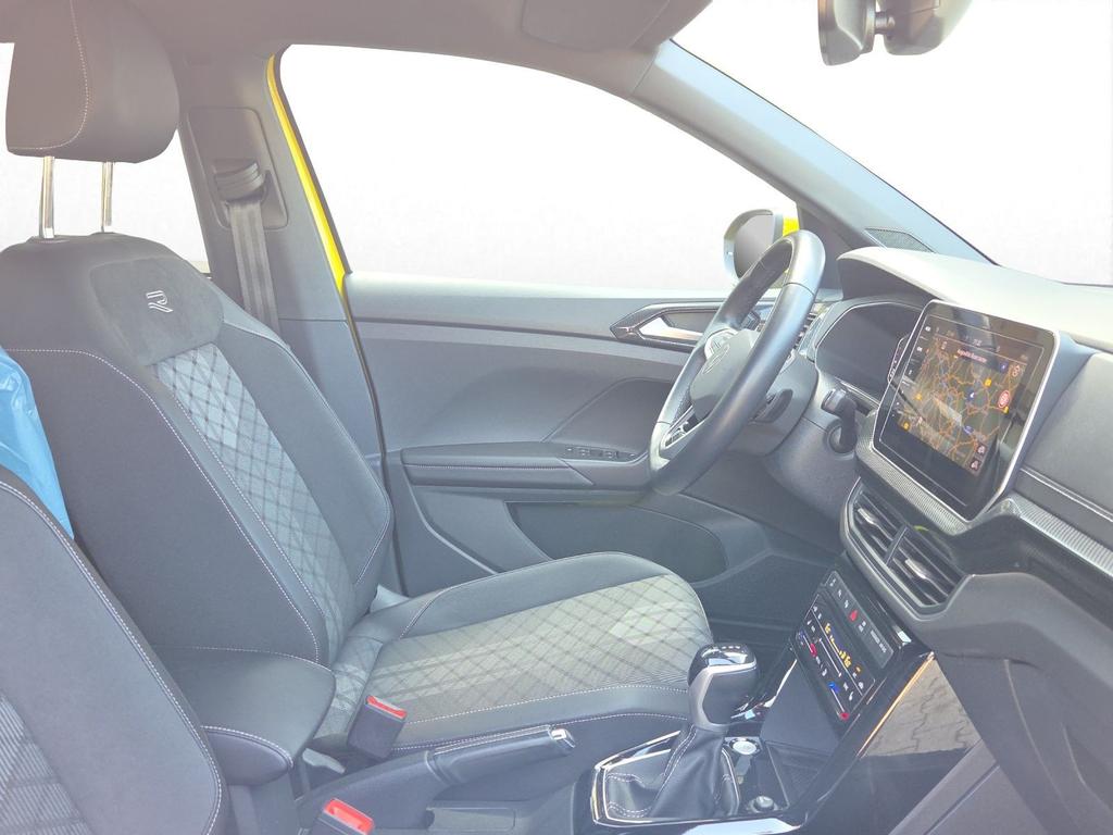 Volkswagen T-Cross 2024 г. Жёлтый, пробег 20315 км