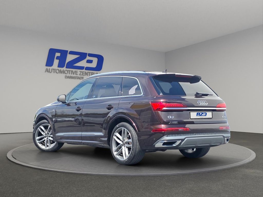 Audi Q7 2022 г. Коричневый, пробег 53000 км