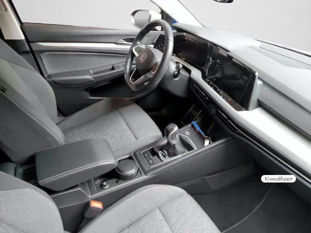 Volkswagen Golf 2023 г. Серый, пробег 35078 км