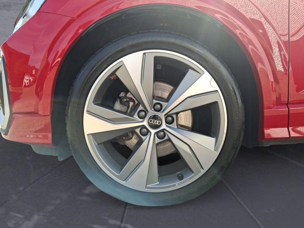 Audi Q2 2022 г. Красный, пробег 46473 км