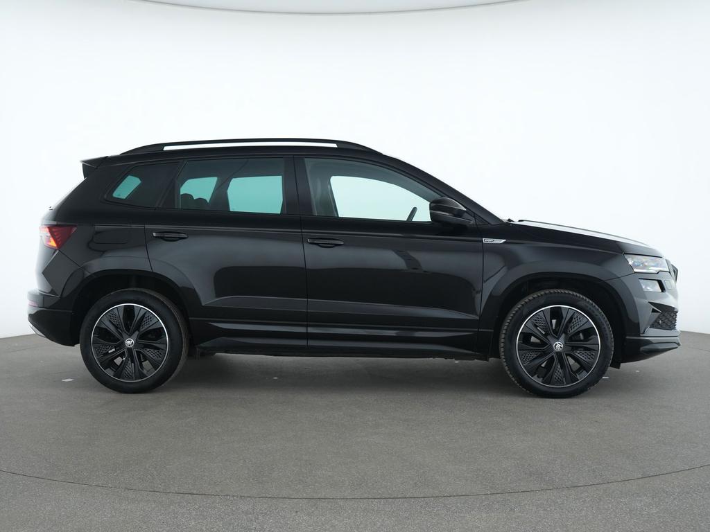 Skoda Karoq 2023 г. Чёрный, пробег 44926 км
