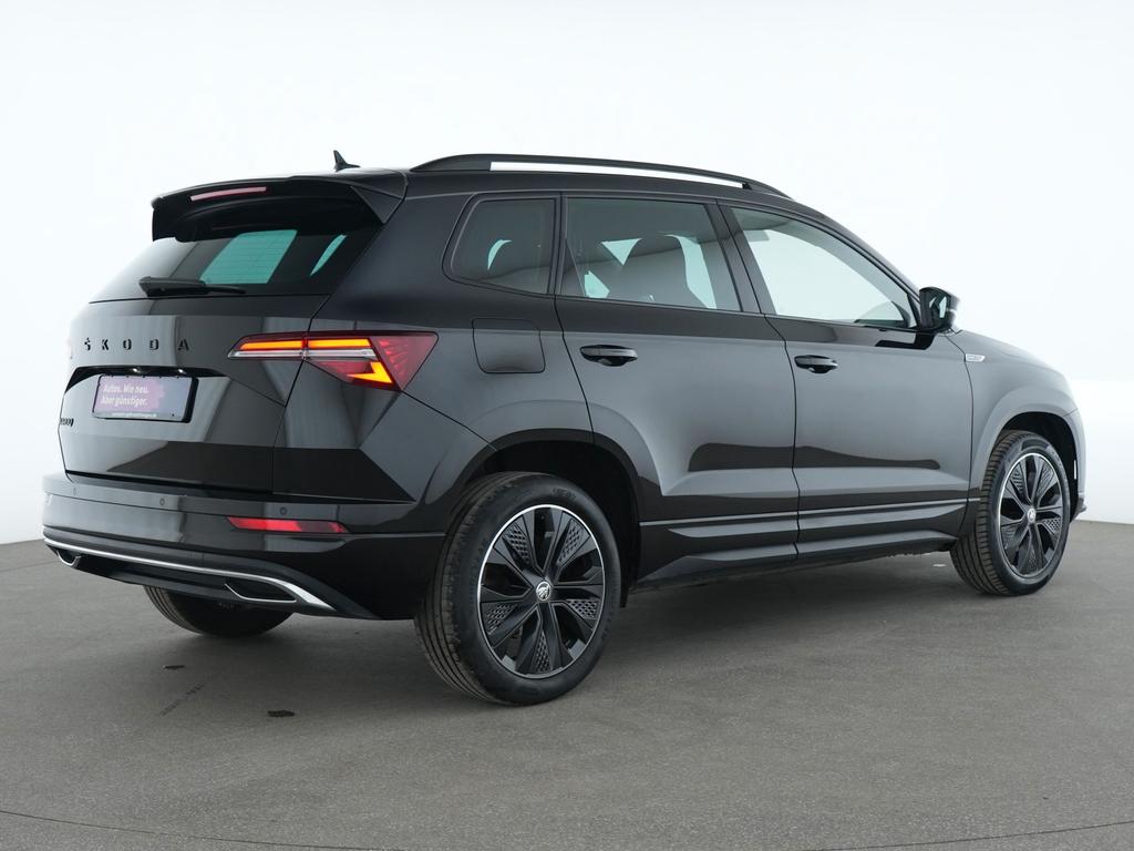Skoda Karoq 2023 г. Чёрный, пробег 44926 км