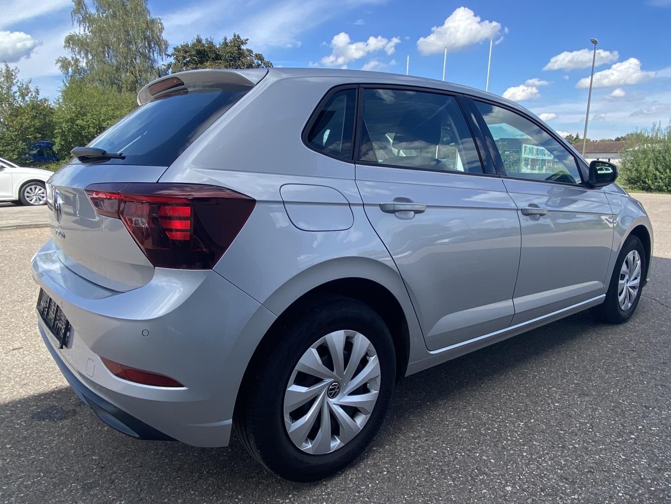 Volkswagen Polo 2023 г. Серебристый, пробег 47695 км
