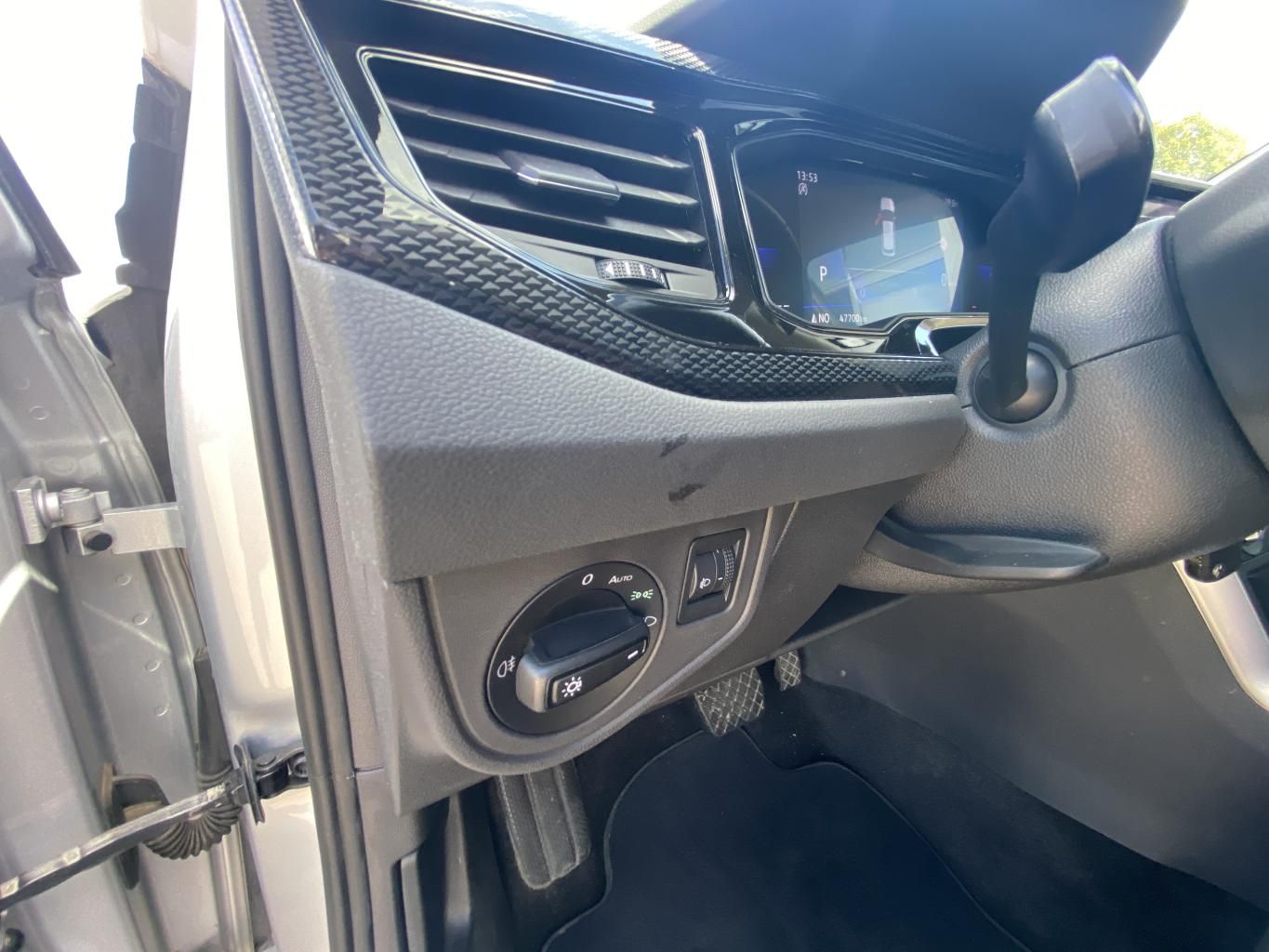 Volkswagen Polo 2023 г. Серебристый, пробег 47695 км