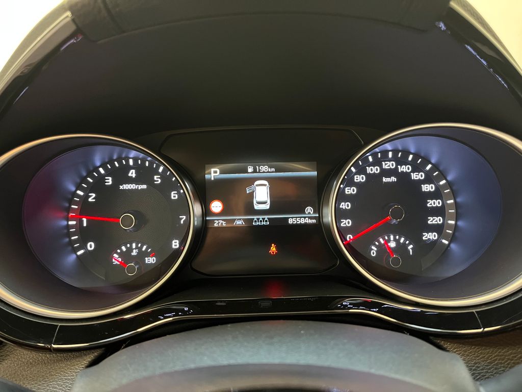 SEAT Ibiza 2023 г. Красный, пробег 58661 км