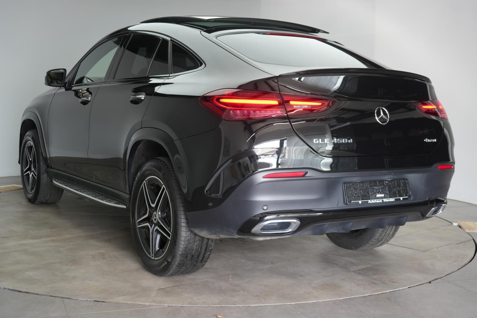 Mercedes-Benz GLE 450 2023 г. Чёрный, пробег 47000 км